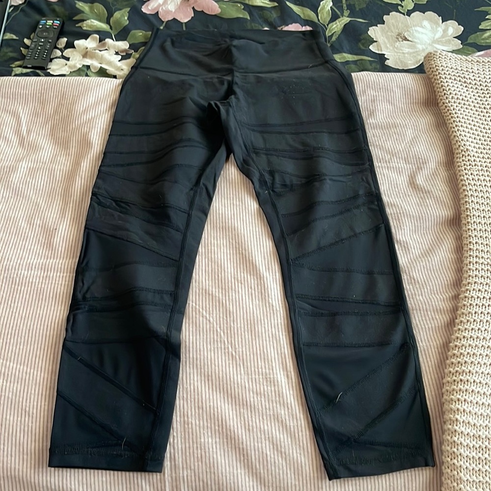Lululemon Wunder Under Mesh Leggings - image 1